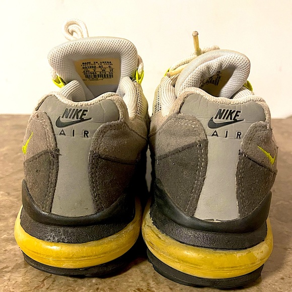 AirMax 95 Neon Green (2001 Release) size 5.5 - Picture 4 of 5
